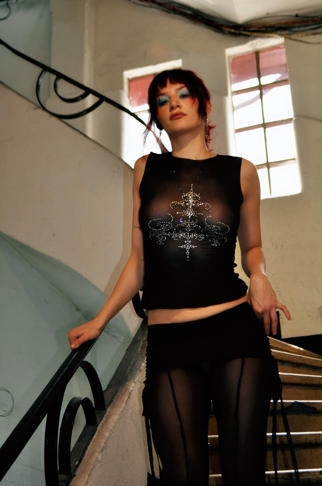 .TRIBAL TOP